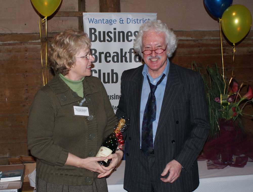 Jeanette Howse wins Business Woman of the Year from Wanatge Breakfast Club 